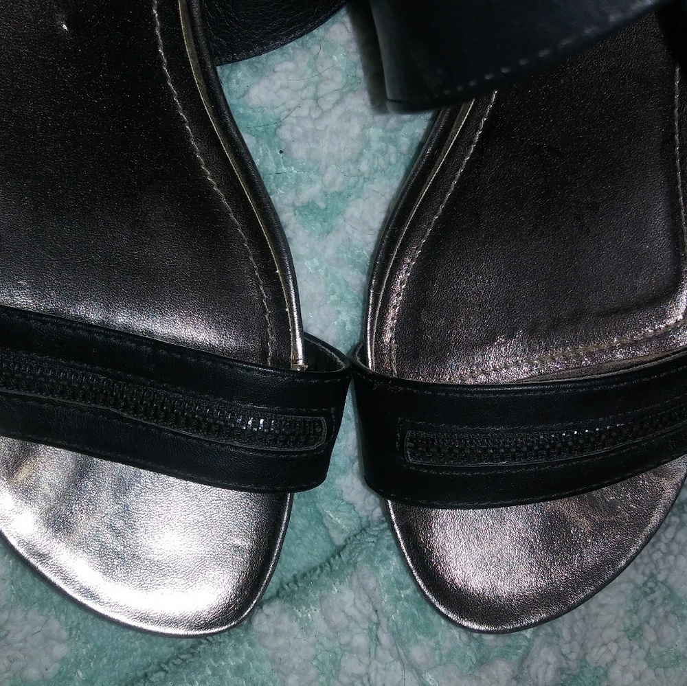 Sandals - Picture 4 of 7